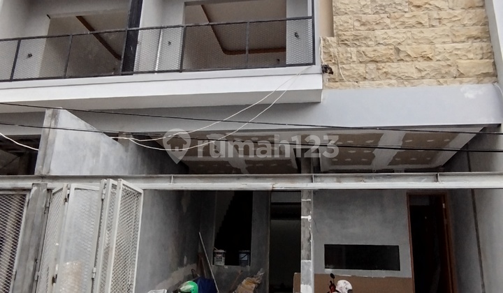 Rumah Baru di Duri Kepa