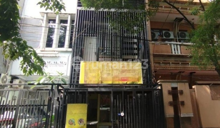 Rumah Kost Dekat Untar di Tanjung Duren