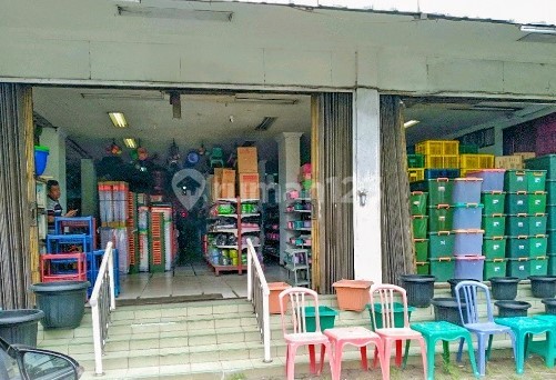 Gudang Murah di Jembatan Dua