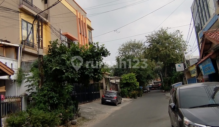 Kost Baru Murah Strategis Bebas Banjir di Tomang Kost Baru Murah Strategis Bebas Banjir di Tomang