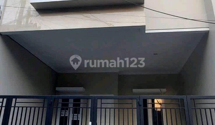 Rumah Baru Strategis di Tanjung Duren