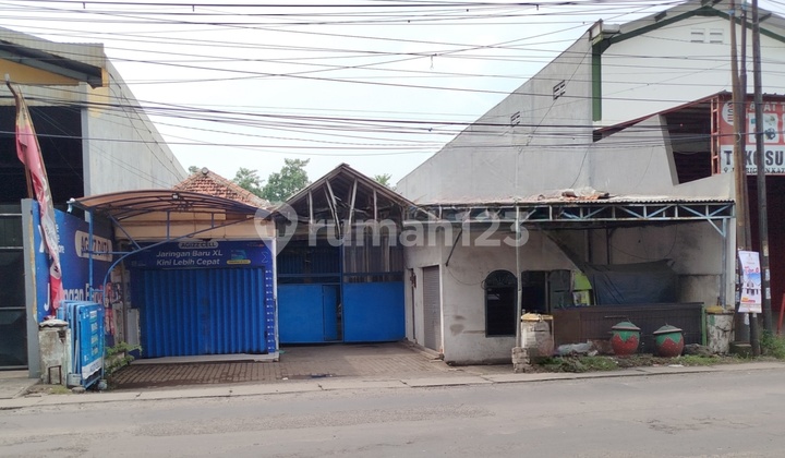 Warehouse and Store Excluding Land at Brigjen Katamso Near Toll Exit