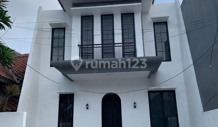 Rumah Minimalis Modern Siap Huni di Pondok Mutiara Sidoarjo