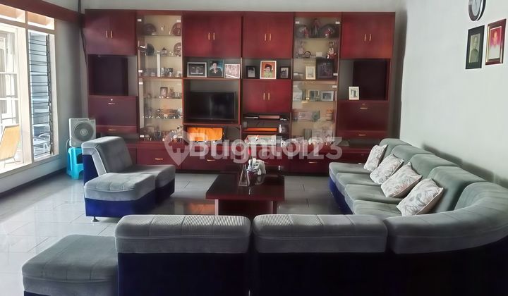 Rumah Luas Terawat Di Malang Rumah Luas Terawat Di Malang