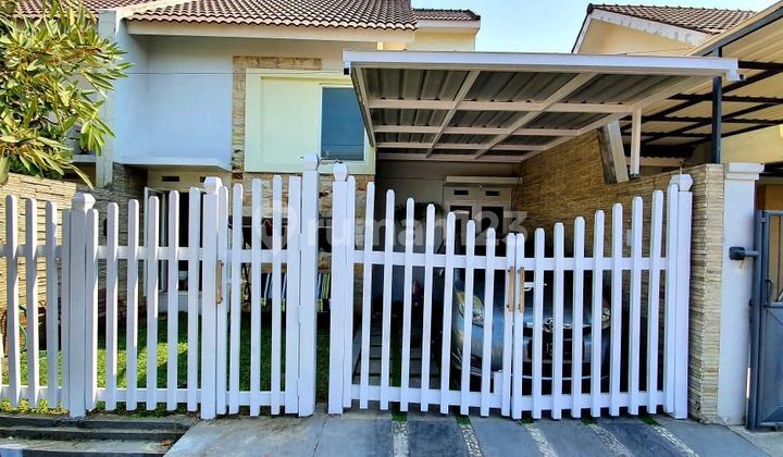 Rumah Artistik 1,5 Lantai di Valencia Residence Puri Suryajaya Rumah Artistik 1,5 Lantai di Valencia Residence Puri Suryajaya