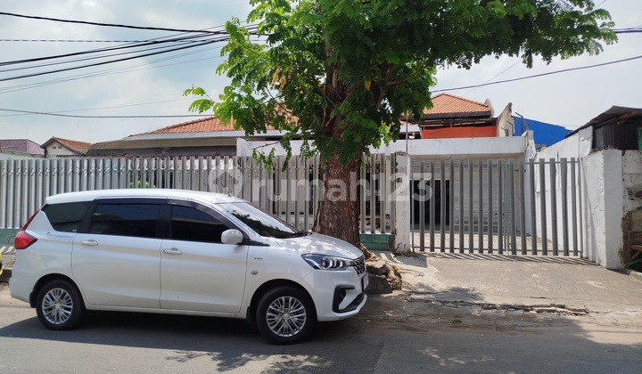 Rumah Luas Cocok Untuk Usaha Di Tengah Kota Surabaya 2