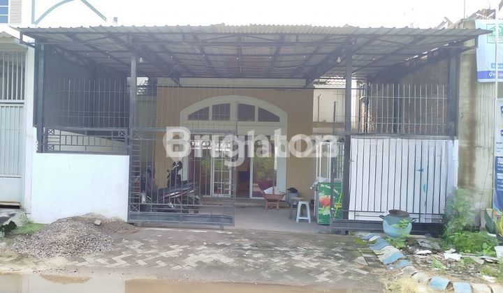 Rumah usaha di Puri Suryajaya