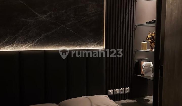 Gold Coast Apartment. Studio Type. Best Tower in Bahama. Luxurious. Marble Floor.