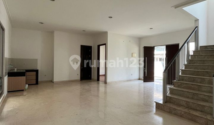 Piano Golf Island. Tipe Acacia 10x15.Murah. Rapih Siap huni.Area. lebar 2 Lantai Unfurnished 1