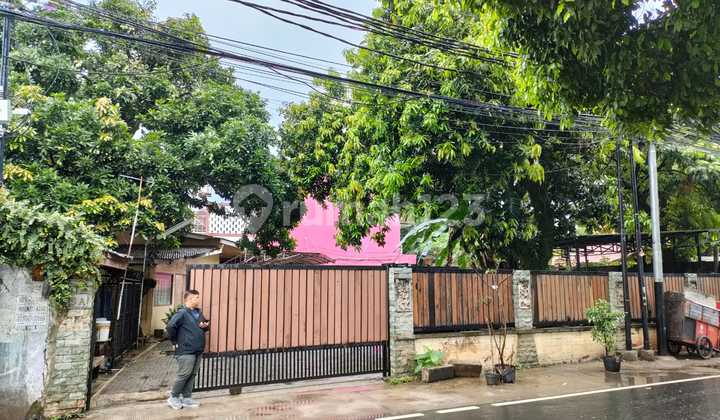 Rumah di Kemang selatan Jakarta SHM Butuh Renovasi 35M. strategis 2