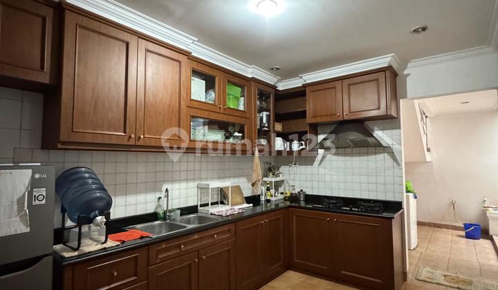 Rumah Bagus Manyar 9x24 Utara 10.5 Nego Siap Huni Rumah Bagus Manyar 9x24 Utara 10.5 Nego Siap Huni