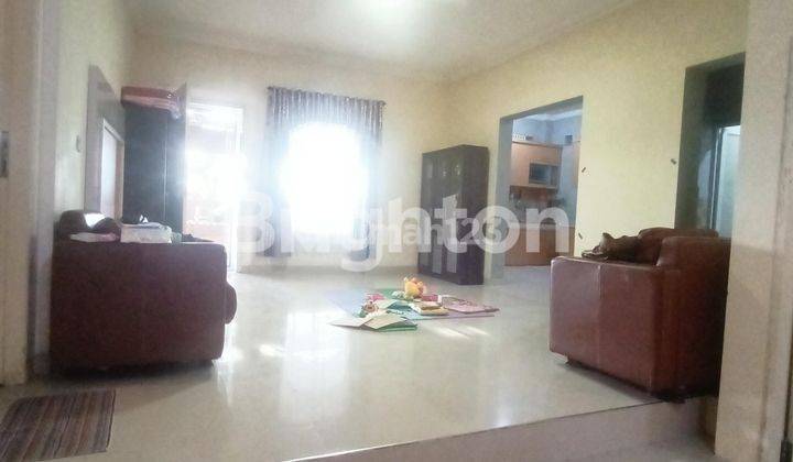 RUMAH BESAR CANTIK DAN TERAWAT DI BALIKPAPAN 2