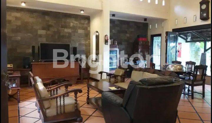 RUMAH 3 BANGUNAN TERPISAH BERKONSEP COTTAGE 1