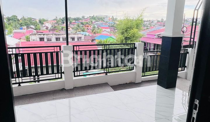 RUMAH MEWAH FULL FURNISH DI BALIKPAPAN 2