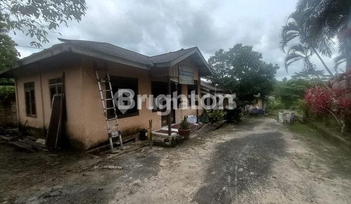 DISEWAKAN TANAH LUAS PINGGIR JALAN POROS  DEPAN SMA 9