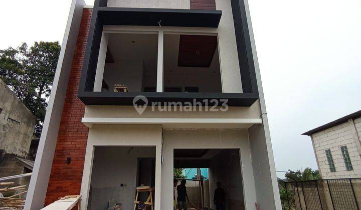 Dijual Rumah 2 Lantai Desain Scandinavian Akses Mudah di Bintaro 2