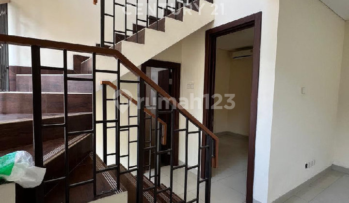 Rumah di Forest Green Lippo Cikarang Disewakan Segera Rumah di Forest Green Lippo Cikarang Disewakan Segera