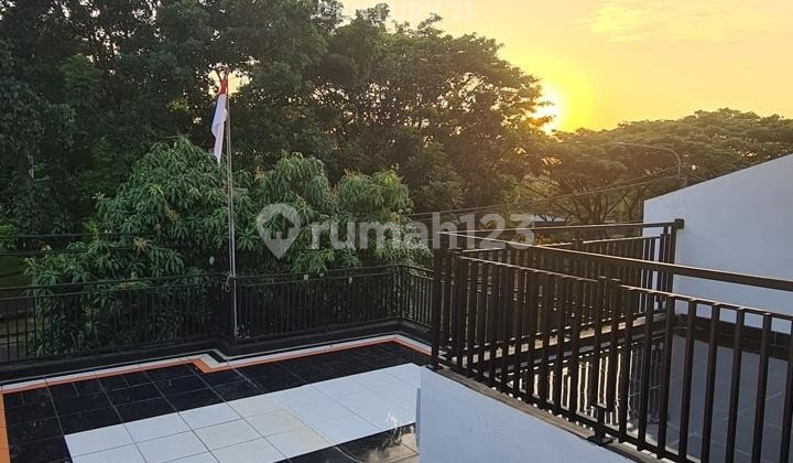 Rumah Bagus Siap Pakai di Lippo Cikarang 2