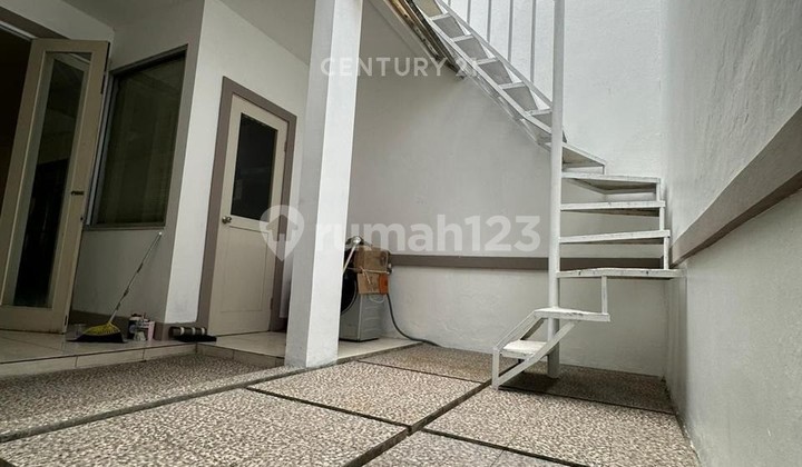 Rumah Bagus Siap Huni Di Cluster Beverly Lippo Cikarang 2