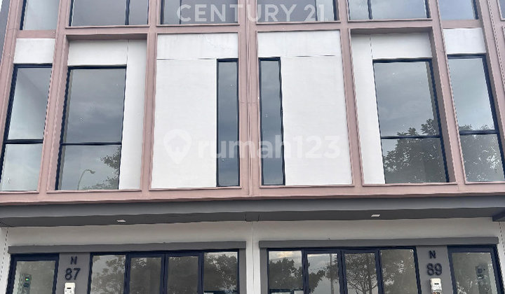 3-Storey Linked Ruko Suitable for Business and Office Use