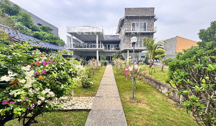 Elegant and Comfortable 3-Story House Ready to Occupy in Purwakarta, West Java