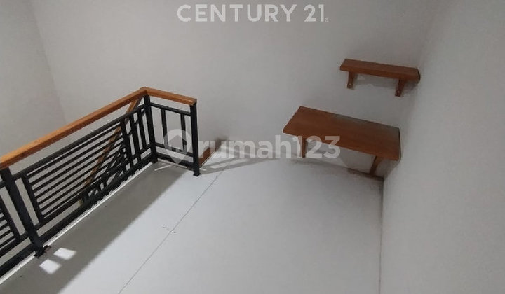 Jual Murah Kontrakan Mewah 12 Pintu di Karawang Barat Jual Murah Kontrakan Mewah 12 Pintu di Karawang Barat