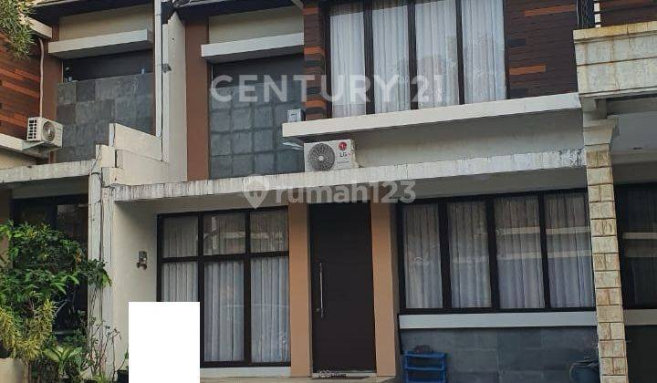 Rumah Di Cosmo Full Furnished            1