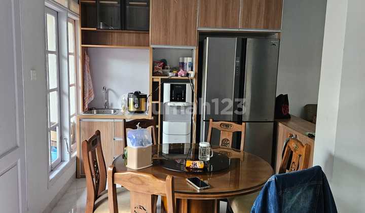 Rumah Mewah 2 Lantai Siap Huni Jalan Tropikana Jababeka Bekasi 2