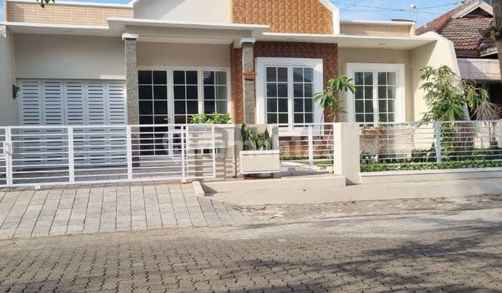 Rumah Startegis Siap Huni di Puri Anjasmoro Blok N