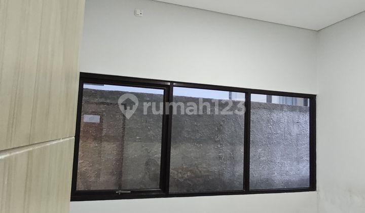 Rumah Siap Pakai Strategis di Alamandha Village Mijen 2