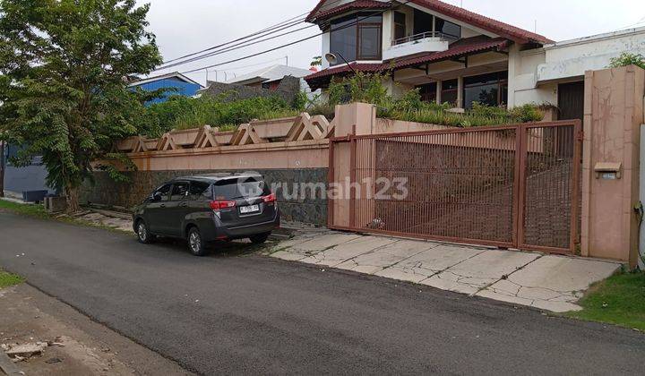 Rumah Mewah Bagus Siap Huni di Jalan Bromo 1