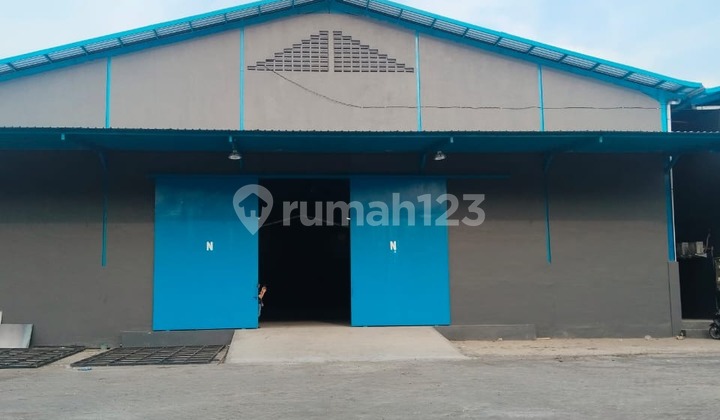 Strategic Warehouse Ready for Use Business Complex Banjardowo Warehouse 1