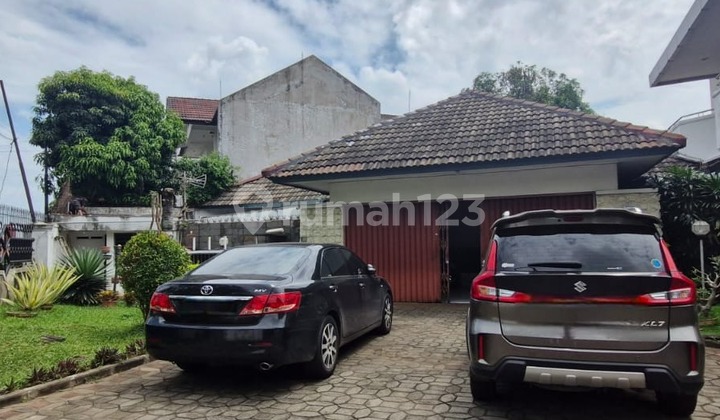 Rumah Bagus Stratgeis Siap Huni Mewah di Gajahmungkur 1