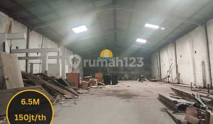 Good Warehouse Ready to Use in Gondomono, North Semarang 2