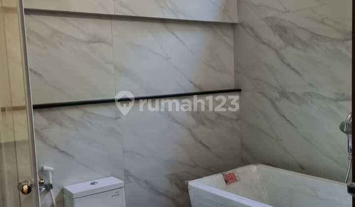 Rumah Premium Stratgeis Cluster Siap Huni di Candigolf 2