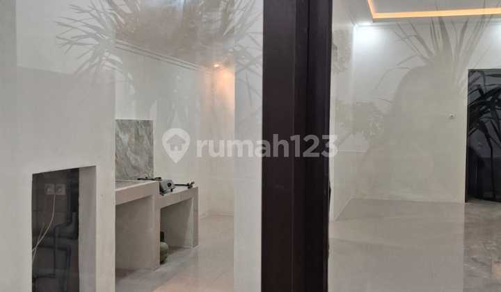Dijual Rumah Luas dan Siap Pakai di Ngaliyan 2