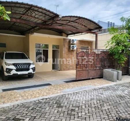 Rumah Bagus Siap Huni Streategis di Semarang Indah