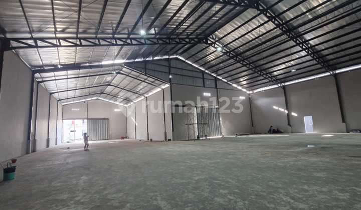 Ready-to-Use Wide Warehouse in Gatot Subroto, Ngaliyan 2