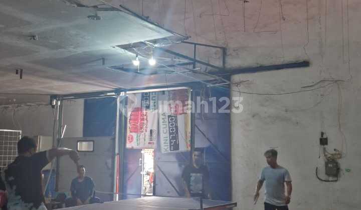 Gudang Bagus Strategis Siap Huni di Jalan Raya Walisongo 2