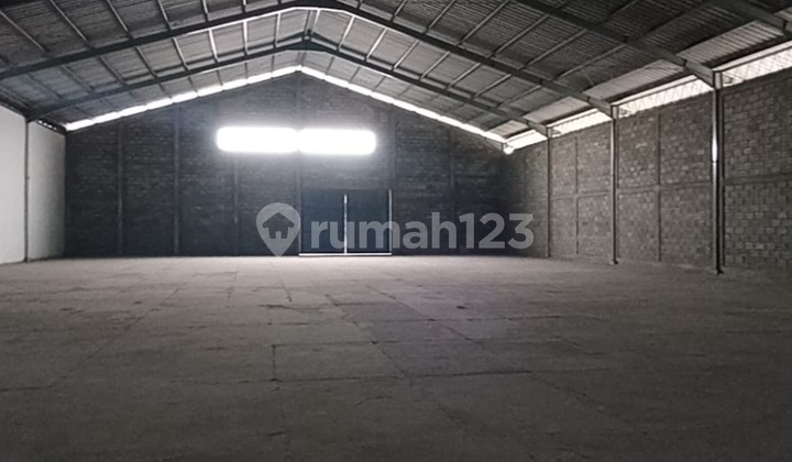 Good, Spacious, Ready-to-Use Warehouse in Mangkang Tugu 1