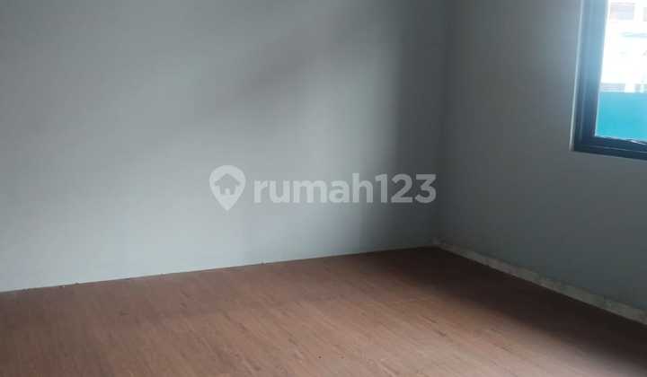 Good 4-Story Shop House on Jl Mataram, South Semarang 2