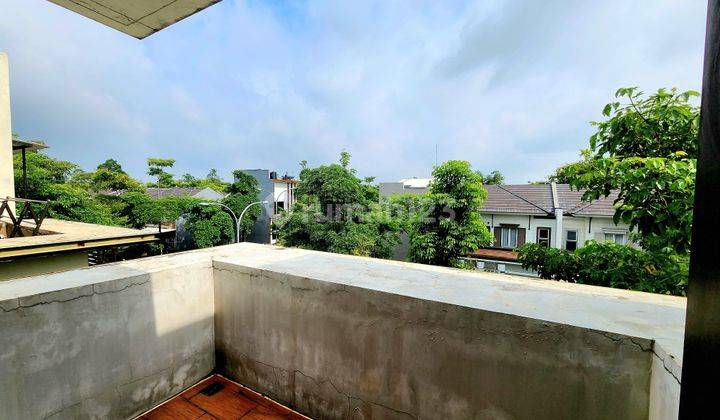 Dijual Rumah Bsd 3 Lantai Cluster Whelford 2