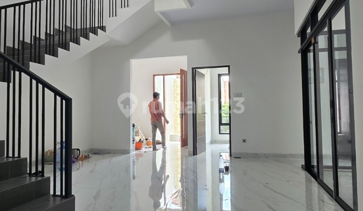 Jual Rumah Bagus Taman Villa Meruya Jakarta Barat