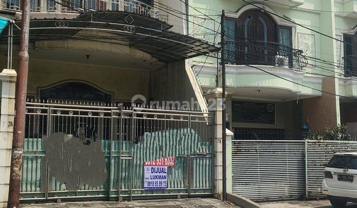 Dijual cepat rumah di kemayoran di Jln sentani raya 2