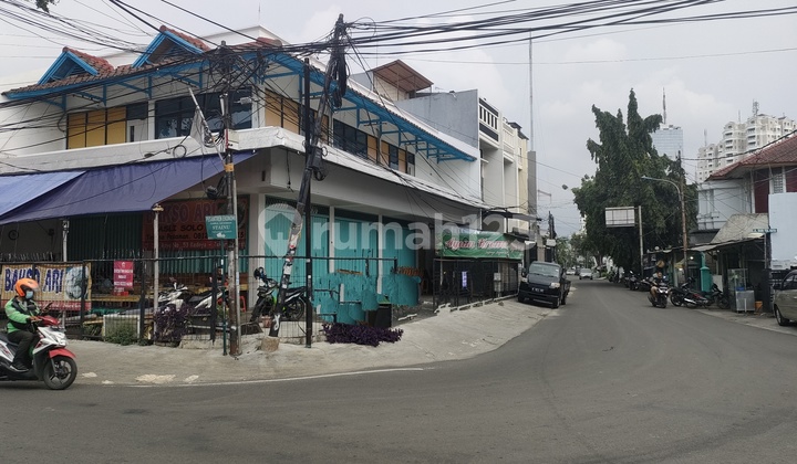 Disewakan 3 ruko gandeng di jln kedoya 3