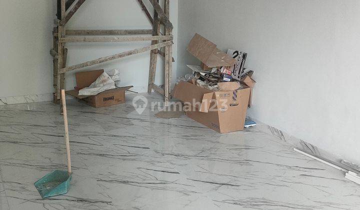 Dijual cepat rumah baru di kelapa gading  2