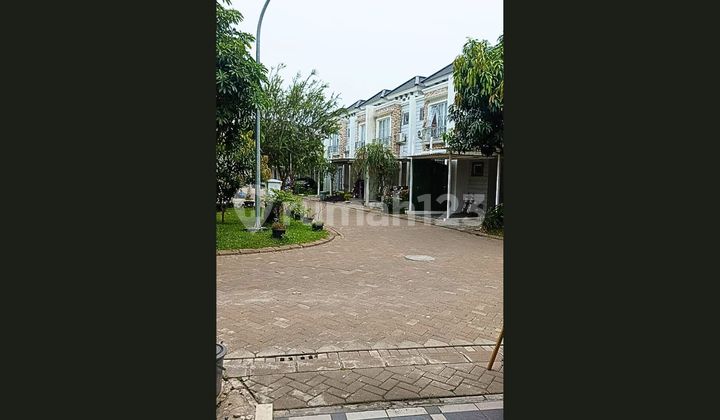 Hunian Modern Minimalis di Monaco Townhouse Jababeka - Siap Huni & Strategis ! 2