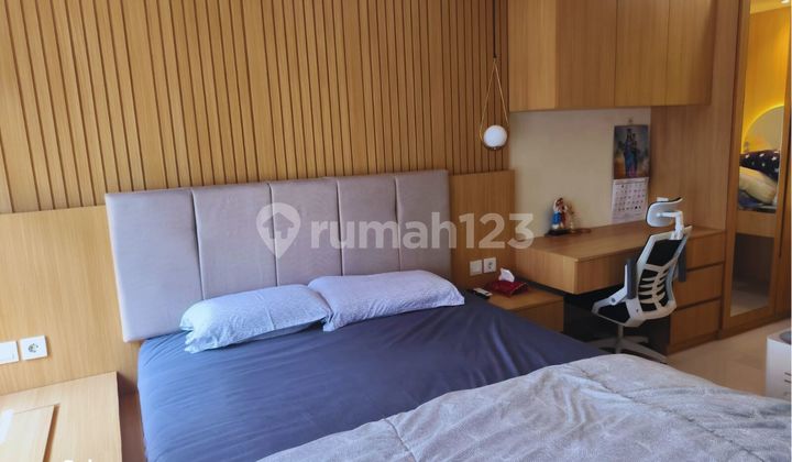 Apartment 1 BR Terluas 42 M2 di Chadstone Pollux Swimming Pool View 2