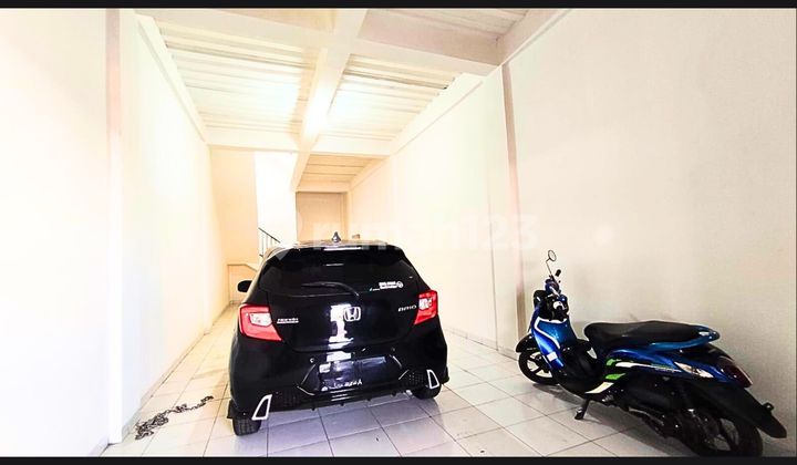 2.5-Storey Shophouse Suitable for Mini Market, Workshop, Clinic in Sukaresmi Cikarang 2