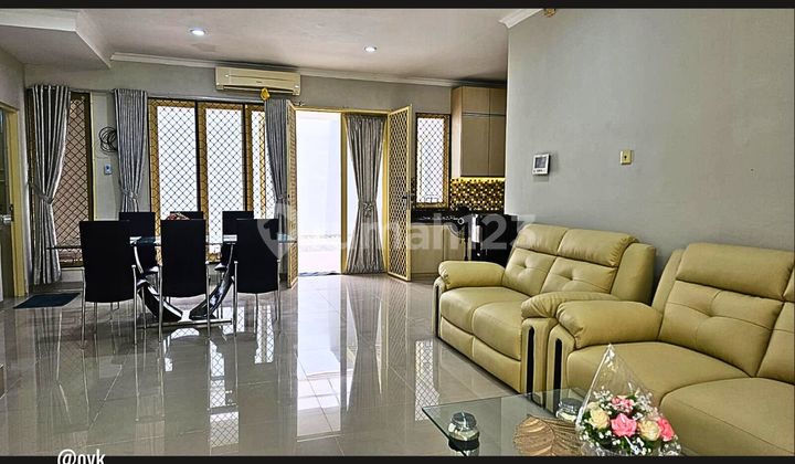 Luxury Living At Vassa Terrace Lippo - Full Furnished & Brand New Condition! 2